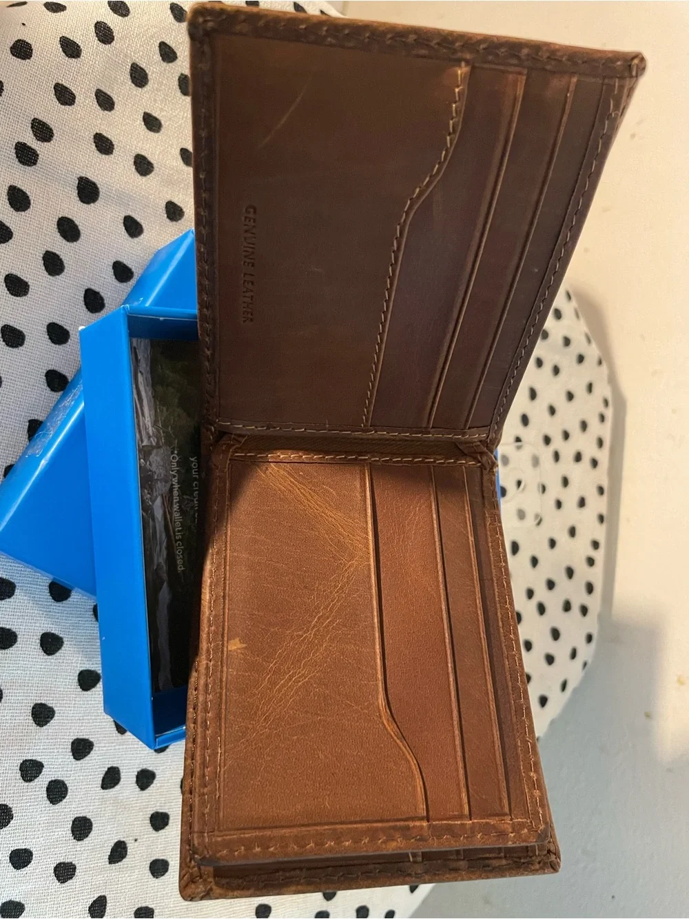 Columbia Brown Leather Bifold Wallet - Classic Tan Finish